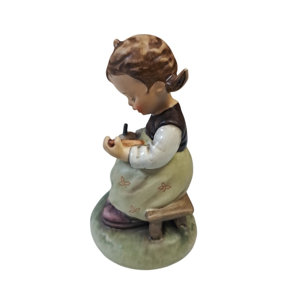 GOEBEL HUMMEL FIGURINE "BUSY STUDENT" #367 1963.GERMANY - Picture 2 of 5